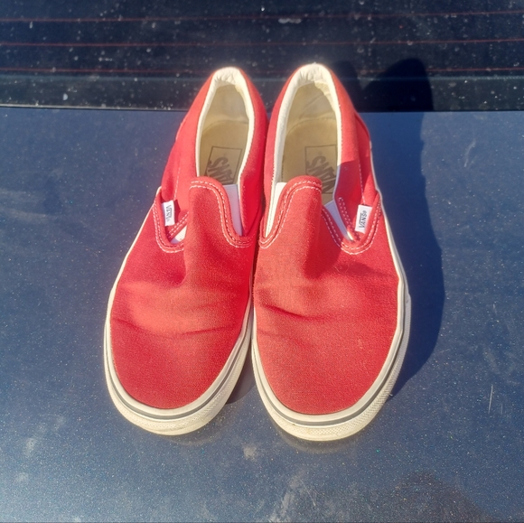 Red vans slip on shoes unisex - Picture 2 of 8